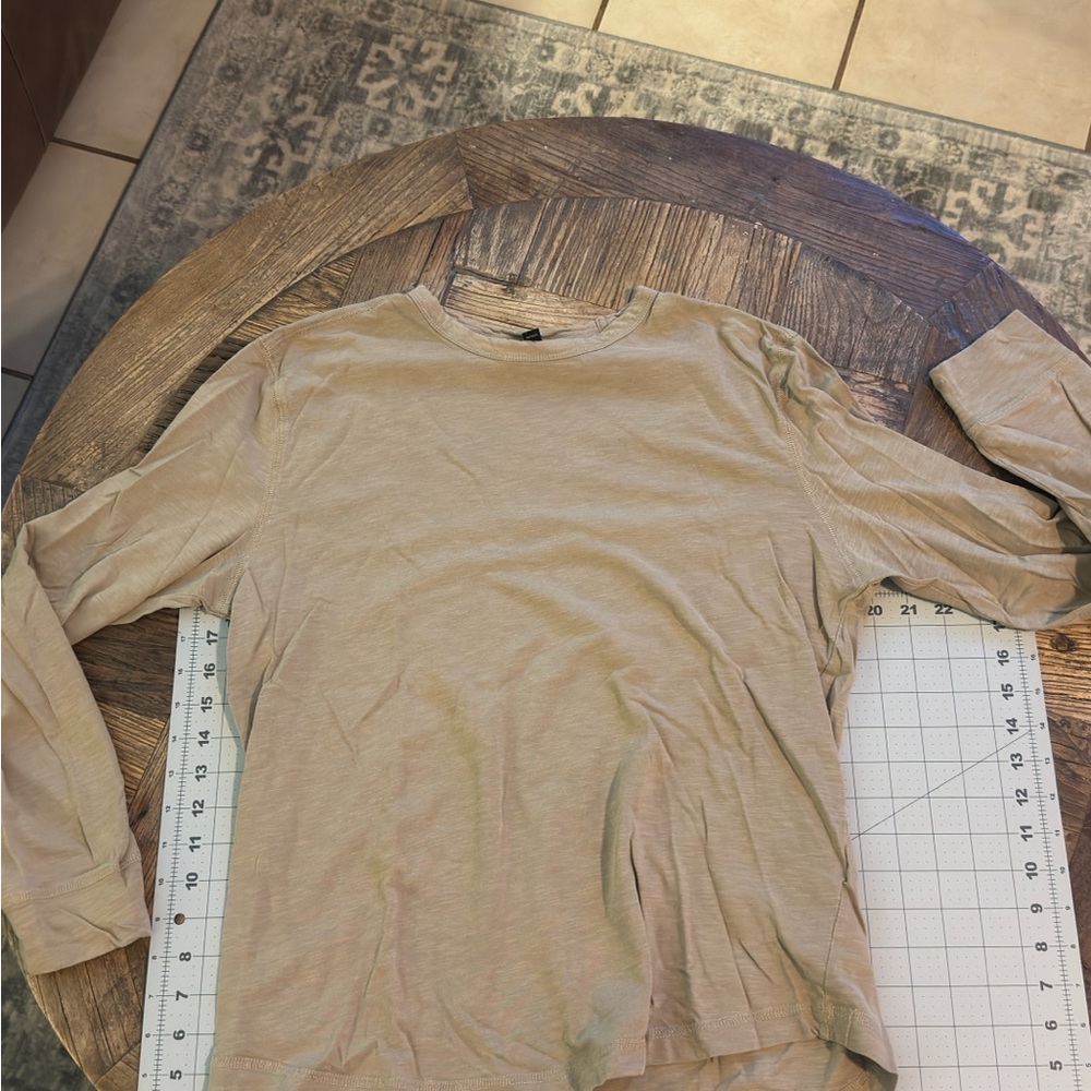 Banana Republic Beige Long Sleeve Tee